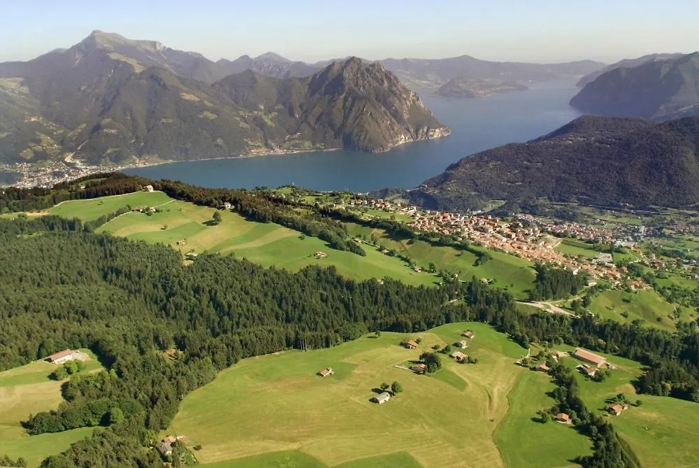 Il Balcone Sul Lago D'Iseo Villa Bossico